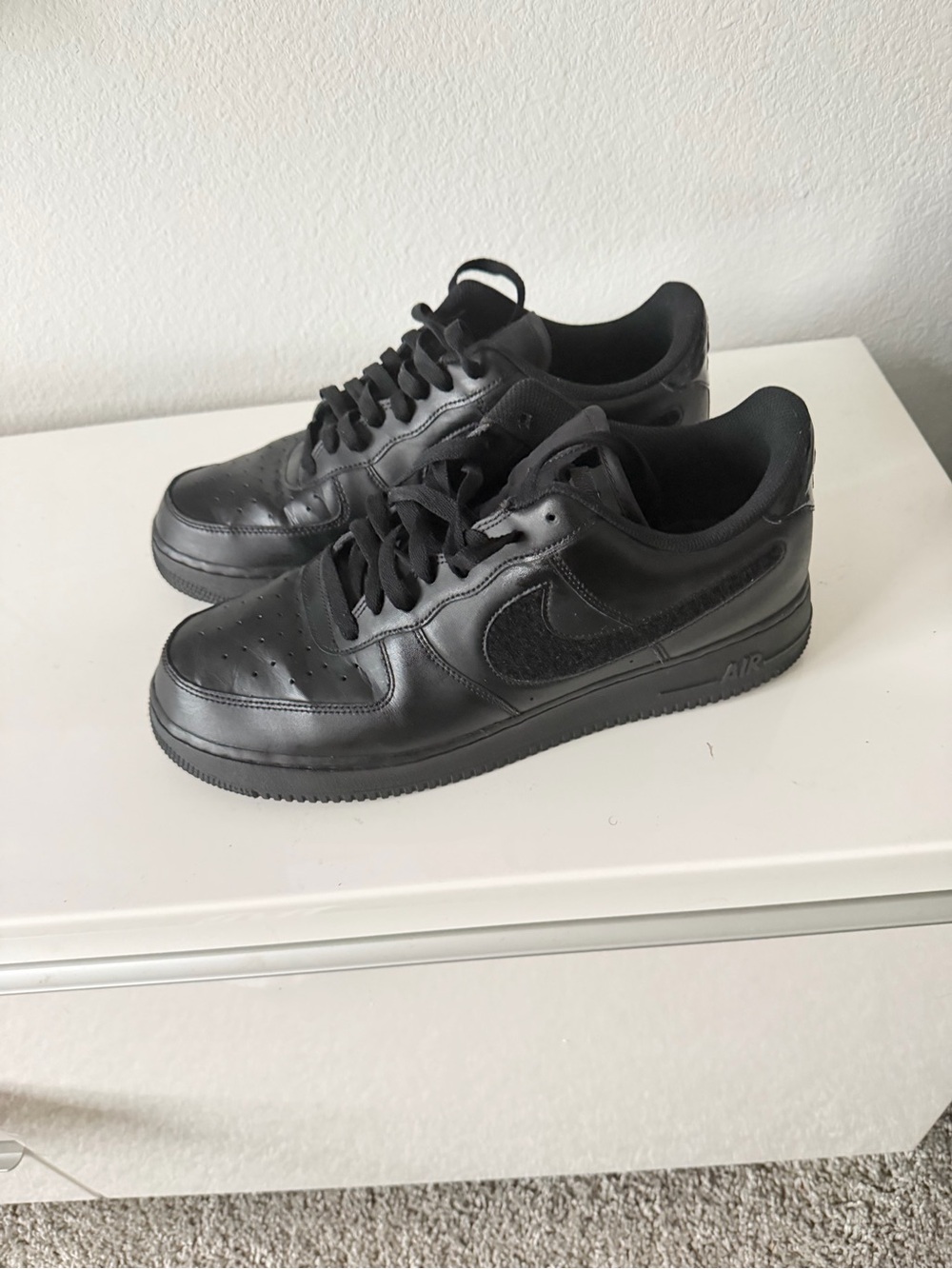 Nike Black Men's Low-Top Sneakers